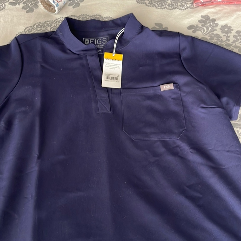 Figs Kitale maternity scrub top - navy blue